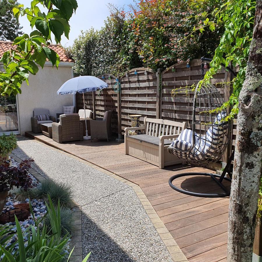 Bed and Breakfast Le Petit Manoir Vaux-sur-Mer Exterior foto