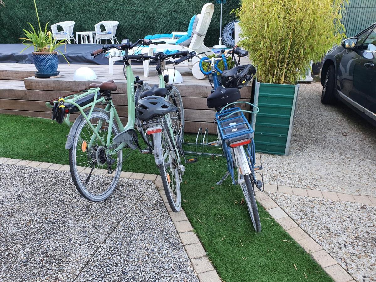 Bed and Breakfast Le Petit Manoir Vaux-sur-Mer Exterior foto